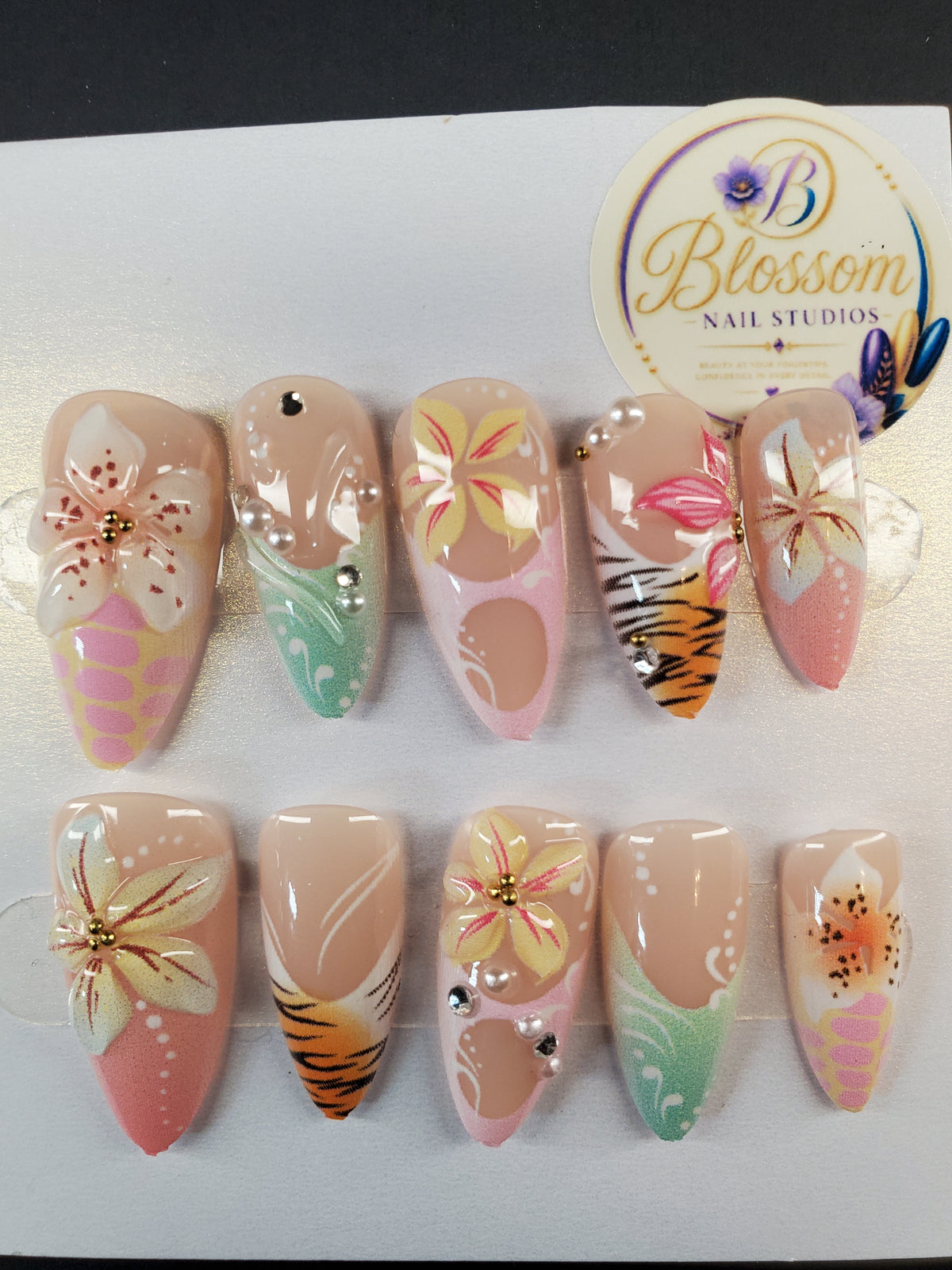 TROPICAL BLOOM